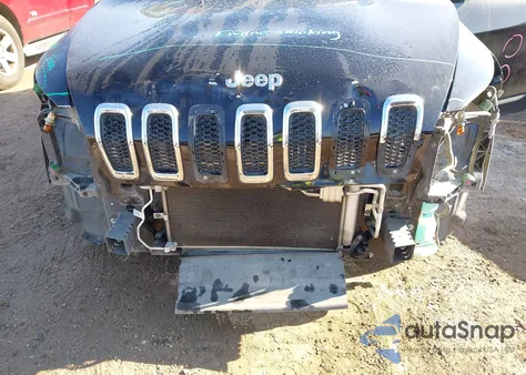 2018 Jeep Cherokee Latitude Plus Fwd z USA, uszkodzony, nr VIN 1C4PJLLB1JD513441